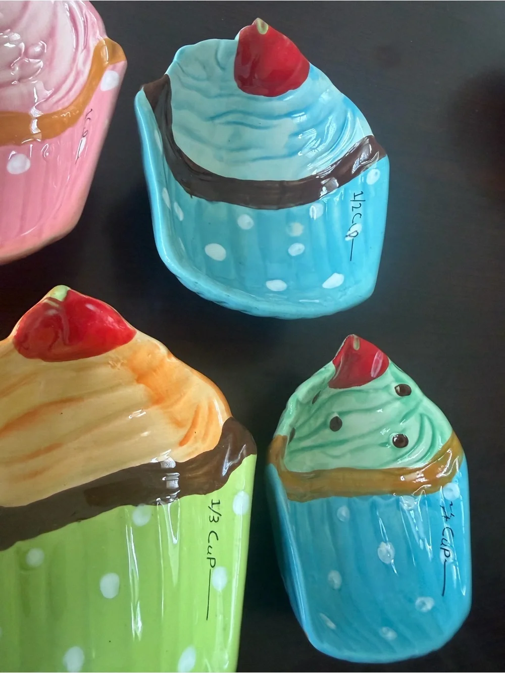 Anthropologie Cupcake Measuring Cups
